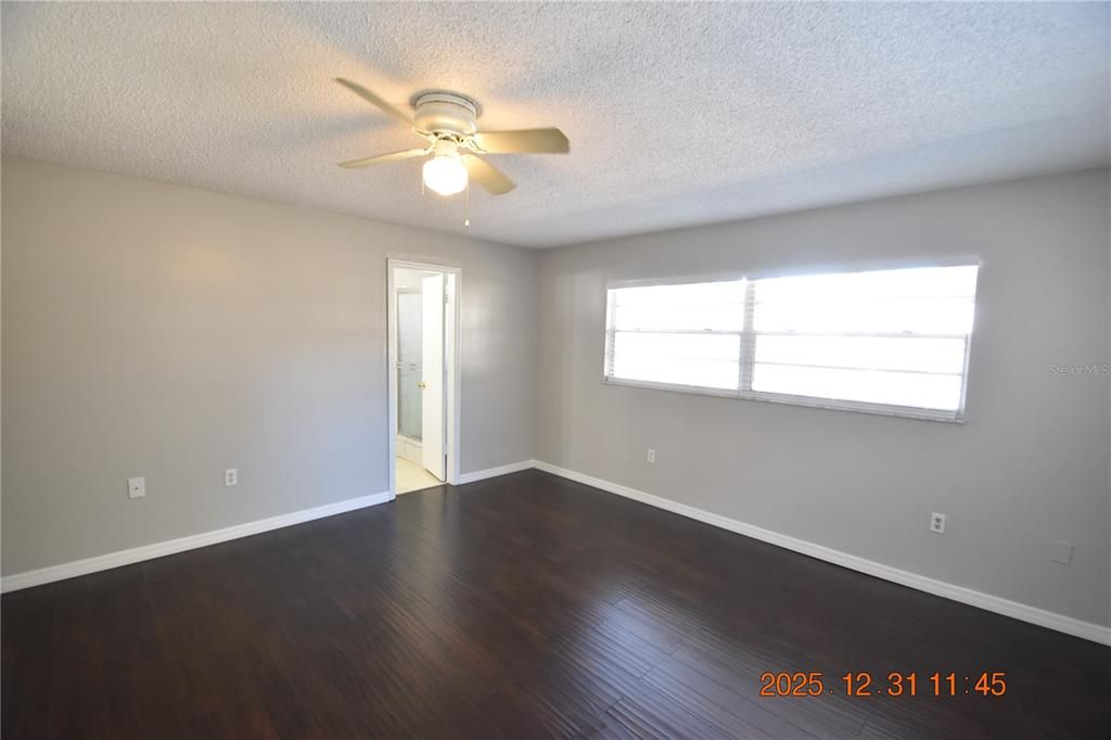 В аренду: $1,795 (4 спален, 2 ванн, 1794 Квадратных фут)