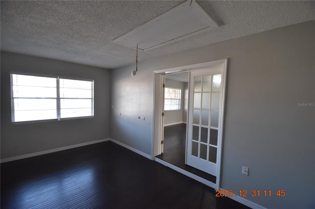 В аренду: $1,795 (4 спален, 2 ванн, 1794 Квадратных фут)