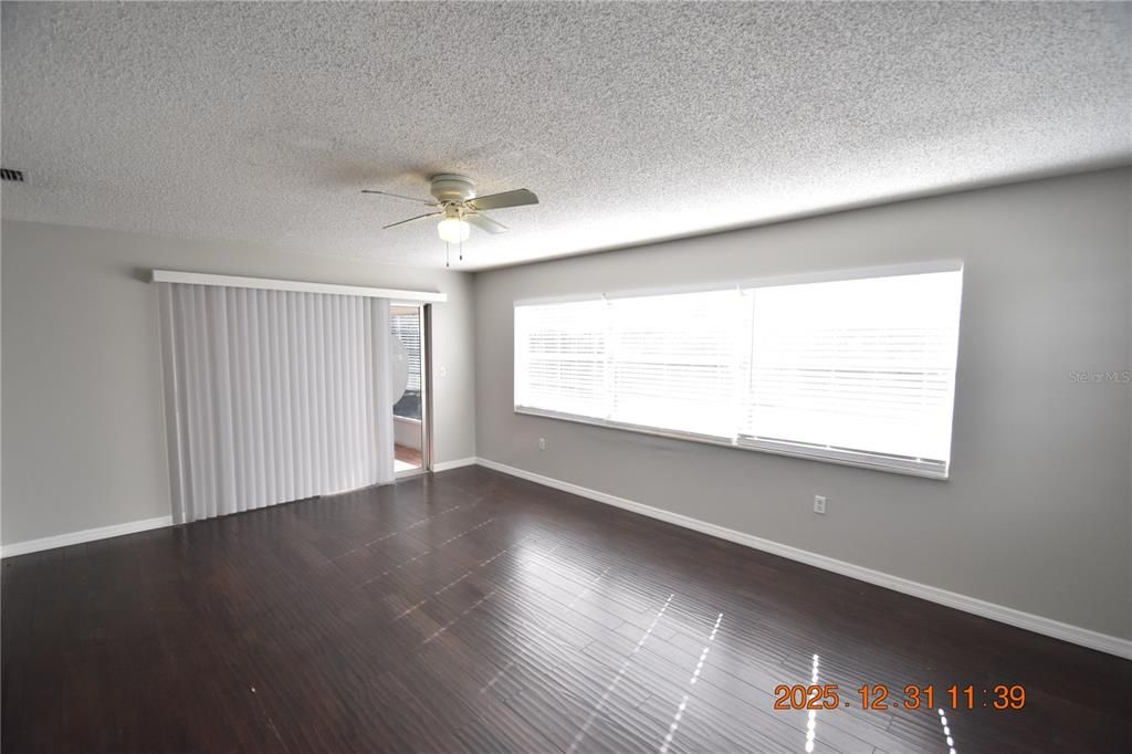 В аренду: $1,795 (4 спален, 2 ванн, 1794 Квадратных фут)