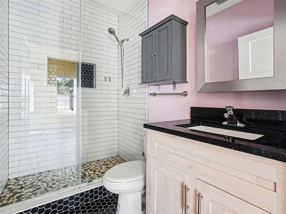 For Sale: $1,000,000 (6 beds, 4 baths, 4457 Square Feet)