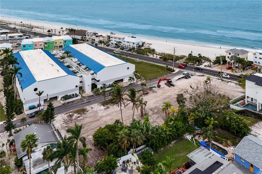 For Sale: $5,950,000 (0.70 acres)