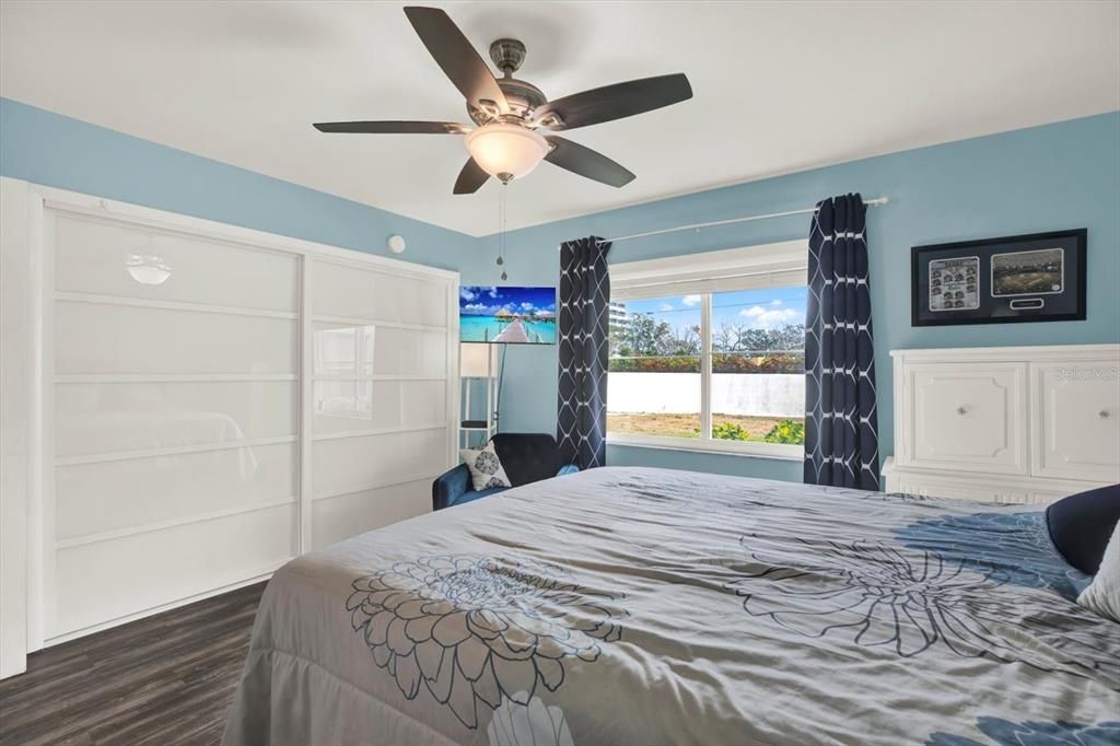 待售: $210,000 (1 贝兹, 1 浴室, 690 平方英尺)