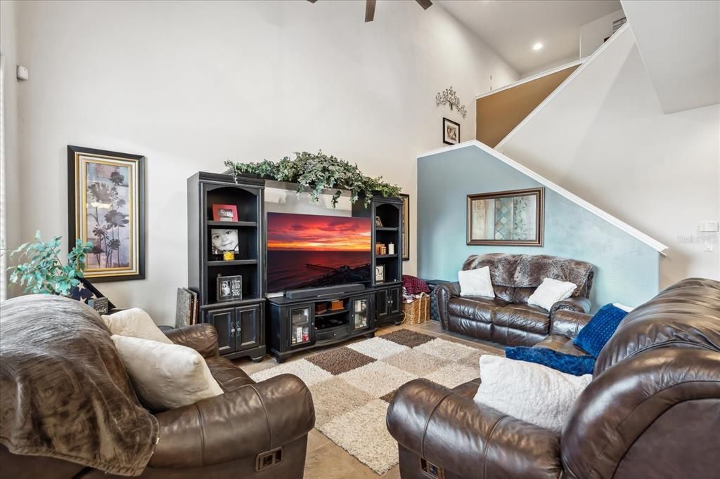 待售: $328,000 (3 贝兹, 3 浴室, 1824 平方英尺)