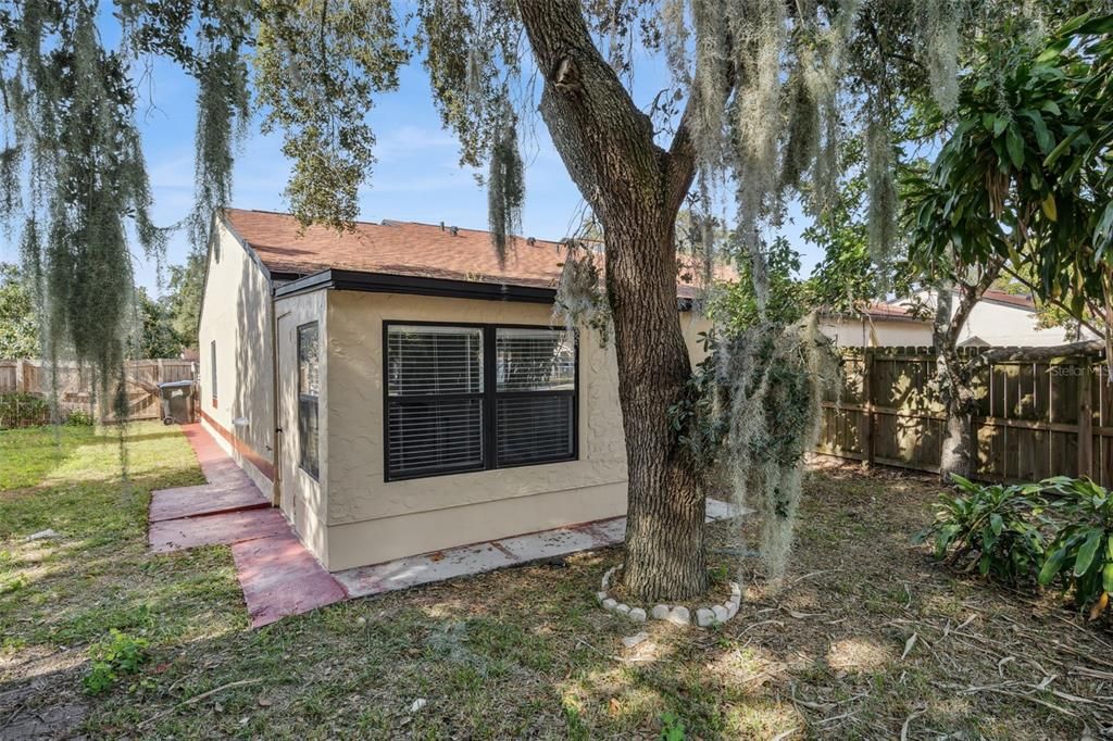 待售: $259,900 (3 贝兹, 2 浴室, 1025 平方英尺)