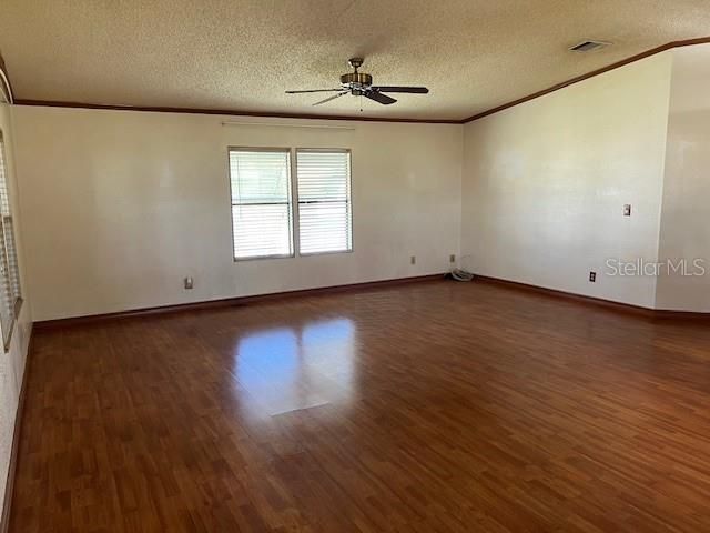 На продажу: $154,500 (2 спален, 2 ванн, 1196 Квадратных фут)