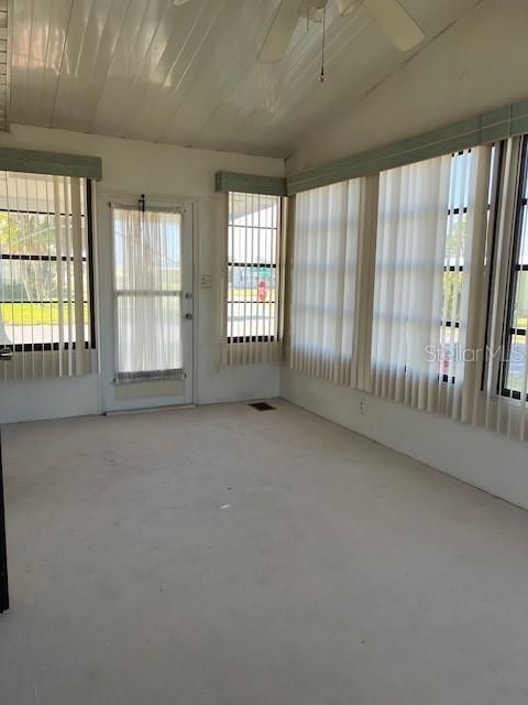 На продажу: $154,500 (2 спален, 2 ванн, 1196 Квадратных фут)