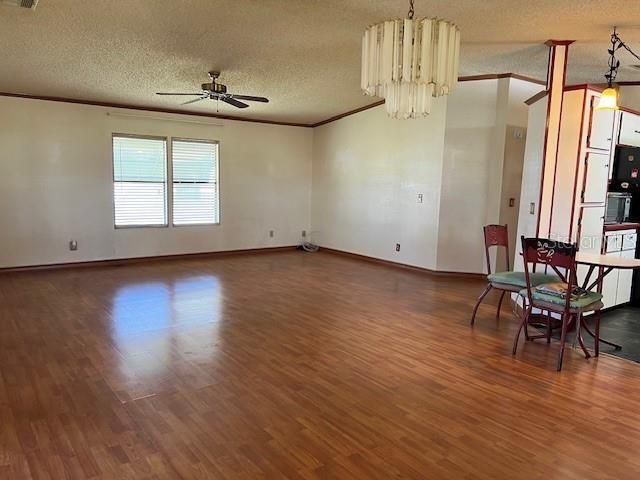 На продажу: $154,500 (2 спален, 2 ванн, 1196 Квадратных фут)