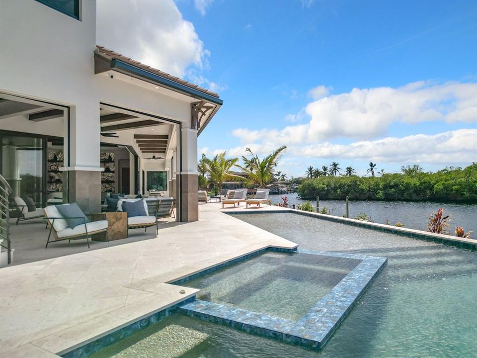 待售: $7,995,000 (5 贝兹, 5 浴室, 6822 平方英尺)