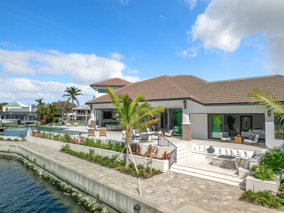 待售: $7,995,000 (5 贝兹, 5 浴室, 6822 平方英尺)