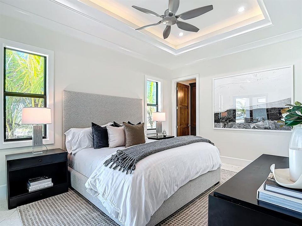 待售: $7,995,000 (5 贝兹, 5 浴室, 6822 平方英尺)