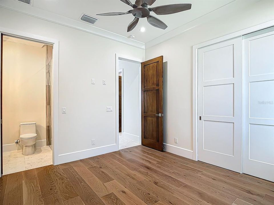 待售: $7,995,000 (5 贝兹, 5 浴室, 6822 平方英尺)