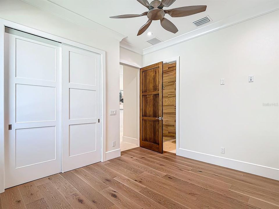 待售: $7,995,000 (5 贝兹, 5 浴室, 6822 平方英尺)