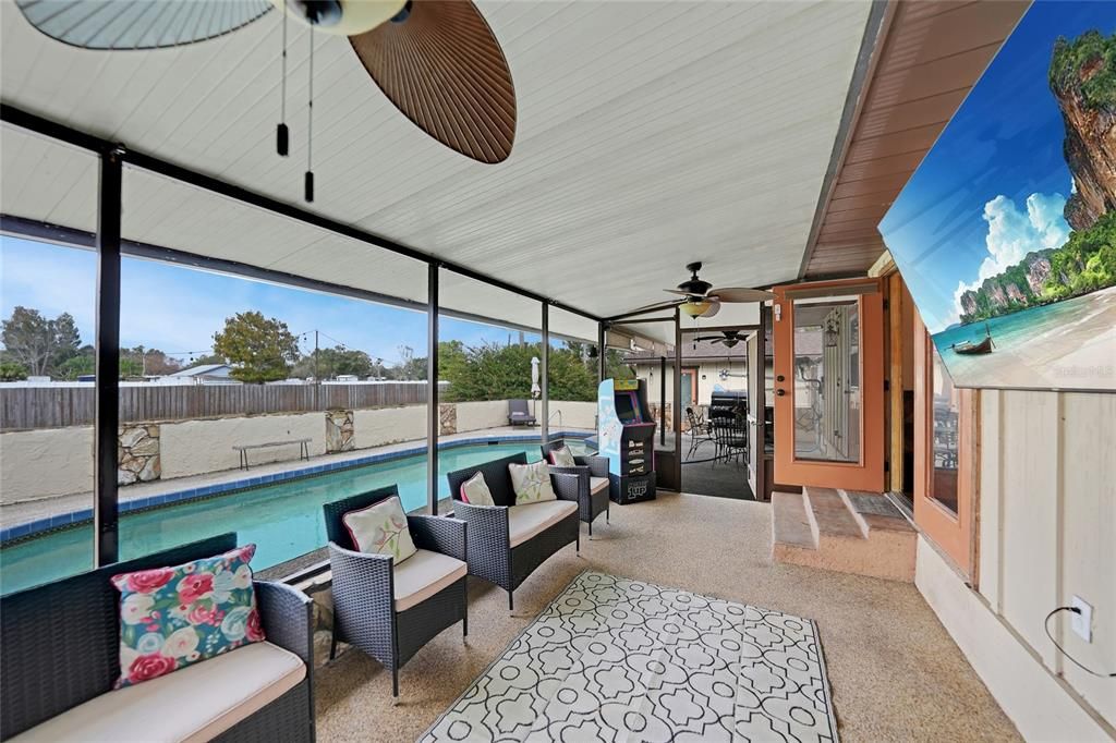 En Venta: $399,000 (3 camas, 2 baños, 1161 Pies cuadrados)