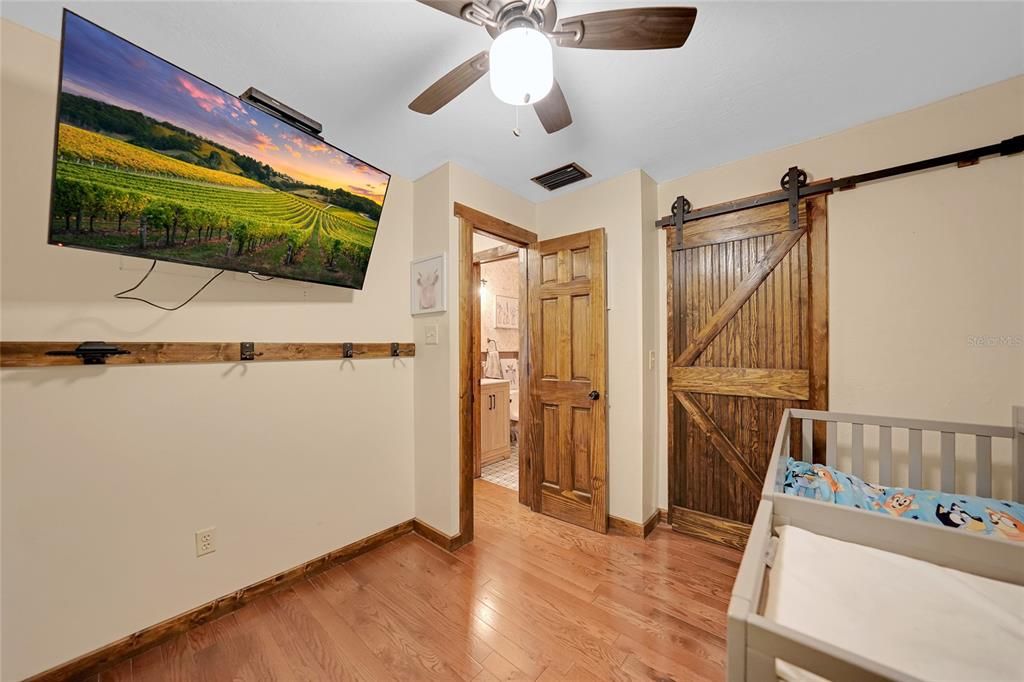 En Venta: $399,000 (3 camas, 2 baños, 1161 Pies cuadrados)