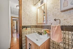 En Venta: $399,000 (3 camas, 2 baños, 1161 Pies cuadrados)