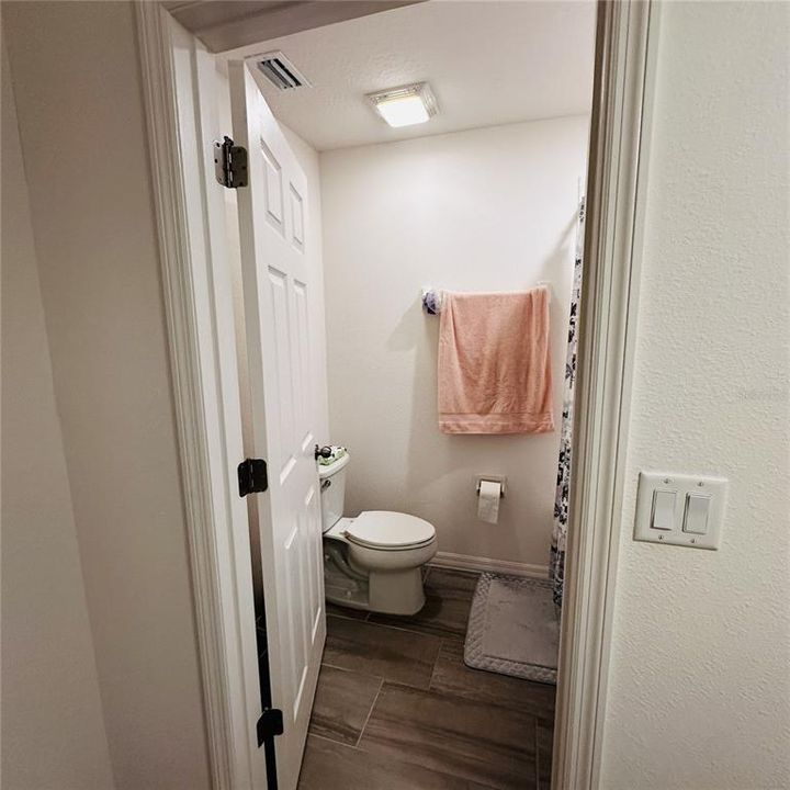 En Venta: $320,000 (4 camas, 3 baños, 1982 Pies cuadrados)