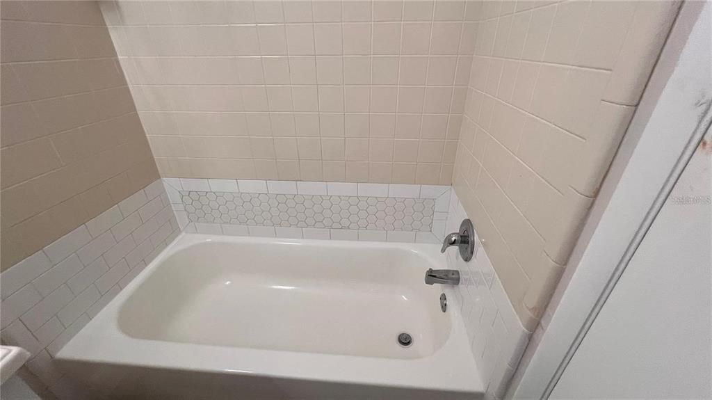 For Rent: $1,680 (2 beds, 2 baths, 938 Square Feet)