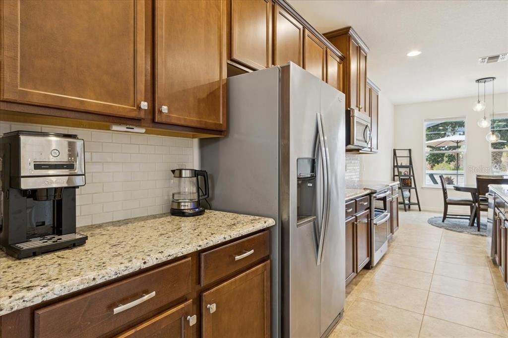 待售: $625,000 (4 贝兹, 3 浴室, 2548 平方英尺)