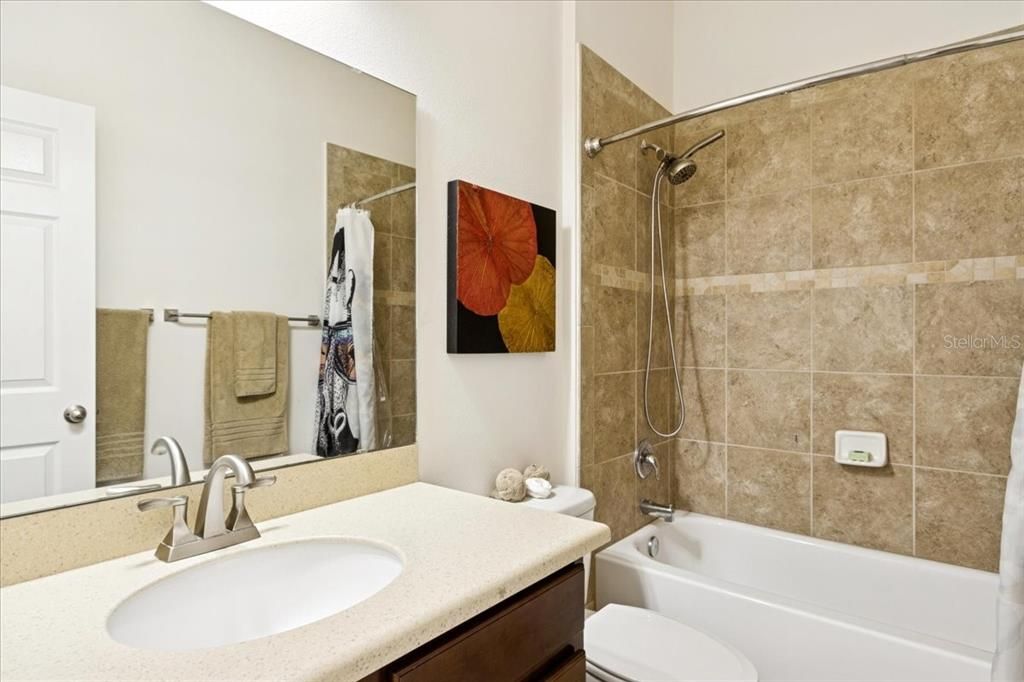 待售: $625,000 (4 贝兹, 3 浴室, 2548 平方英尺)