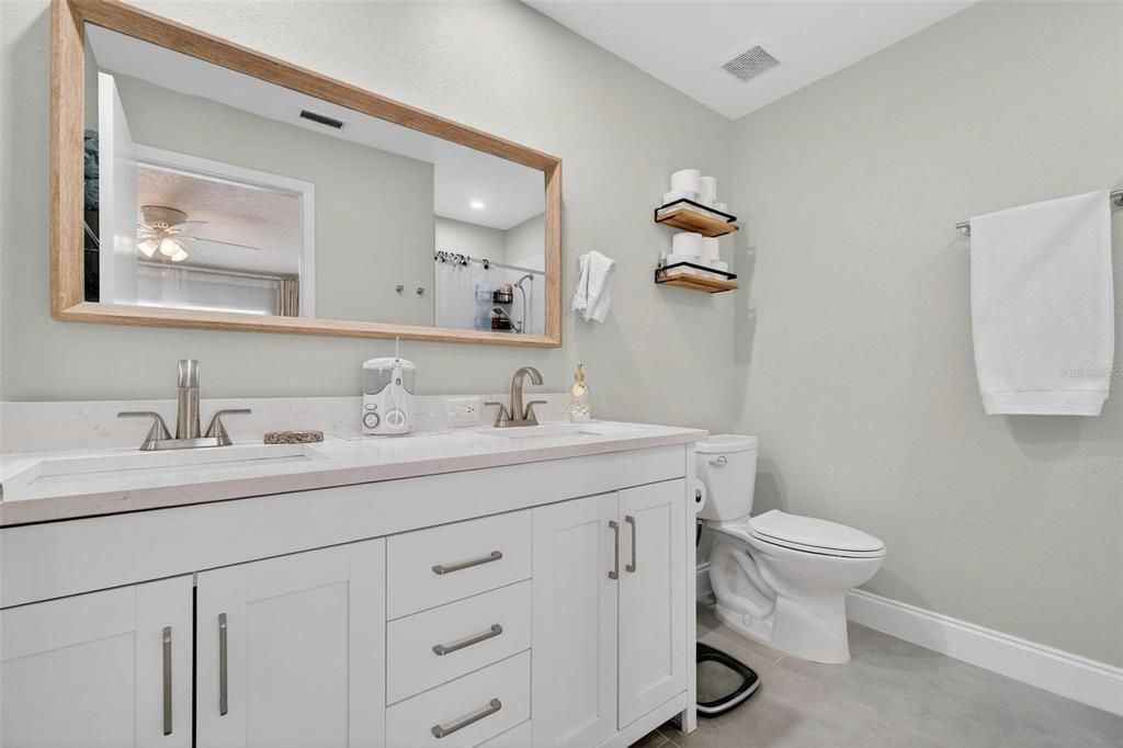 En Venta: $380,000 (3 camas, 2 baños, 1295 Pies cuadrados)