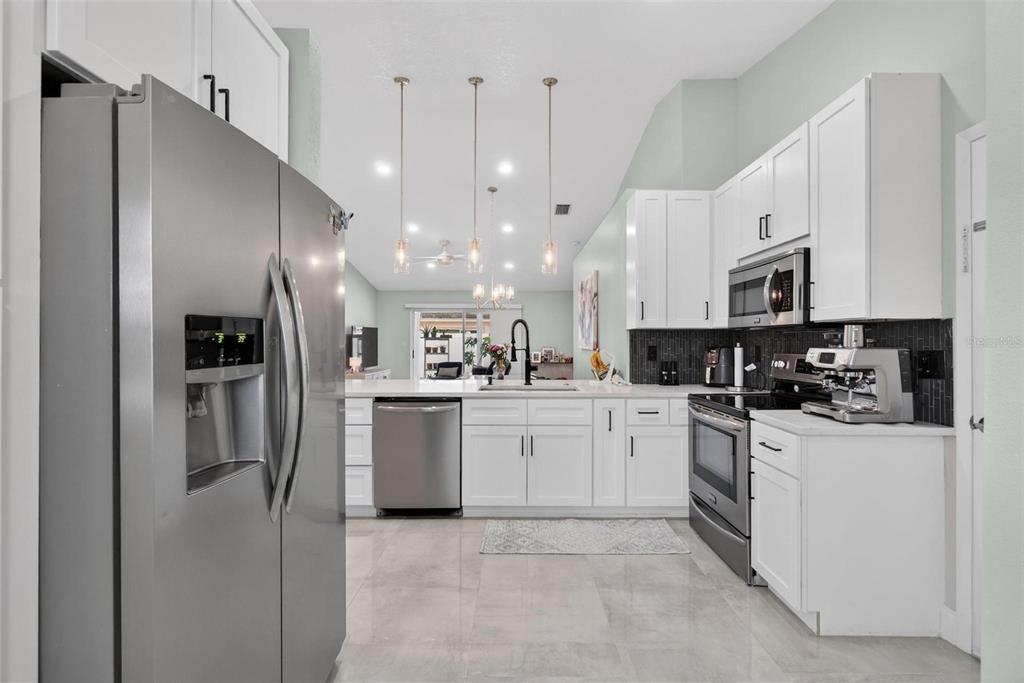 En Venta: $380,000 (3 camas, 2 baños, 1295 Pies cuadrados)