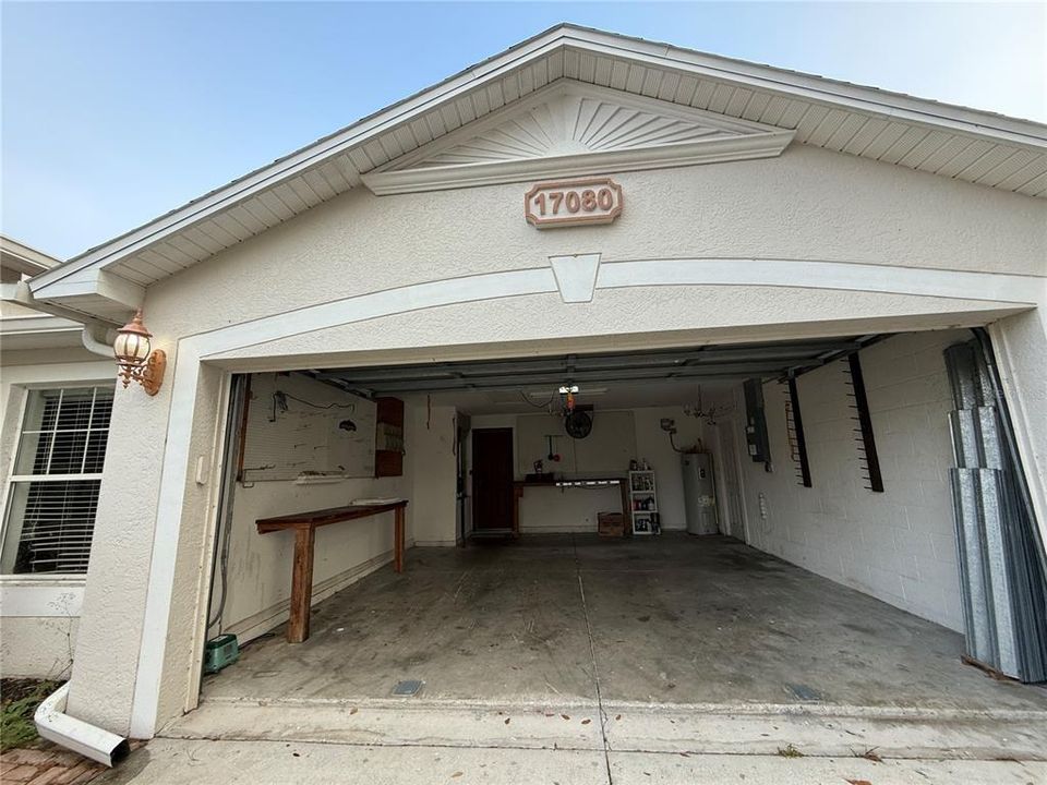 For Sale: $200,000 (3 beds, 2 baths, 1656 Square Feet)