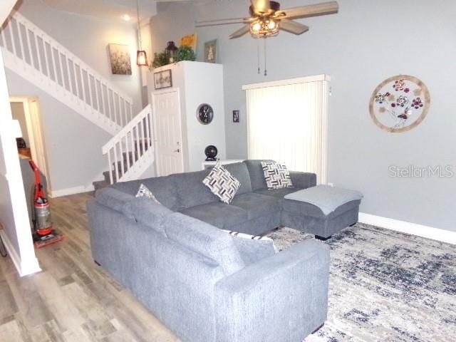 For Sale: $289,000 (3 beds, 2 baths, 1487 Square Feet)