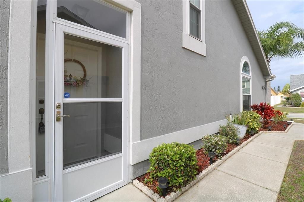 For Sale: $289,000 (3 beds, 2 baths, 1487 Square Feet)