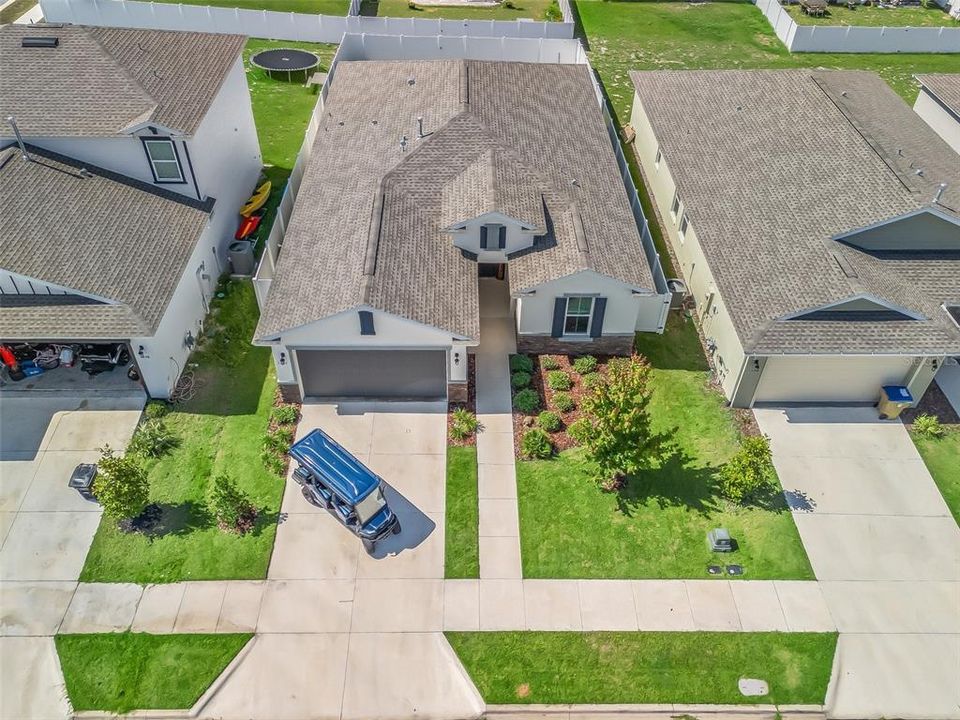 For Sale: $359,900 (4 beds, 2 baths, 1910 Square Feet)