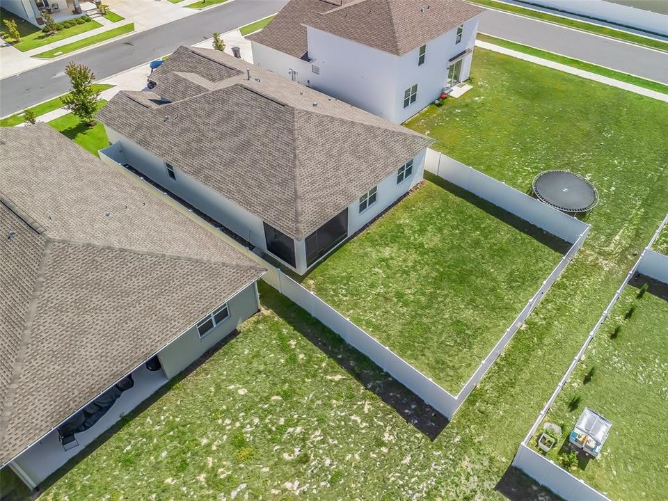 For Sale: $359,900 (4 beds, 2 baths, 1910 Square Feet)