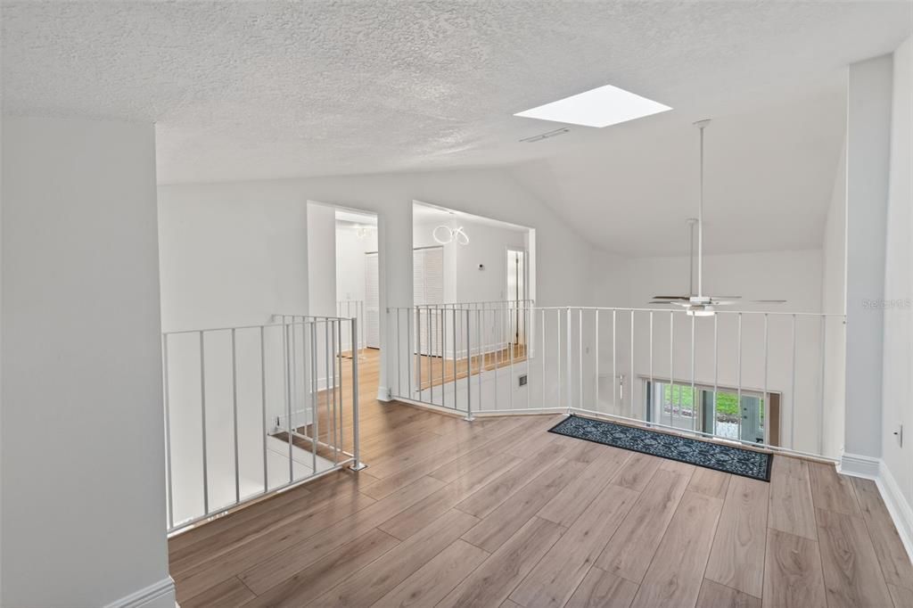 En Venta: $351,900 (3 camas, 2 baños, 1779 Pies cuadrados)