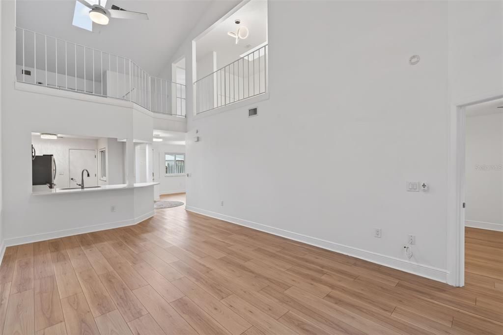 En Venta: $351,900 (3 camas, 2 baños, 1779 Pies cuadrados)