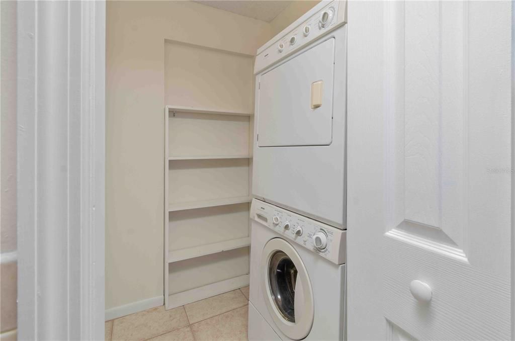 待售: $499,999 (3 贝兹, 2 浴室, 1700 平方英尺)