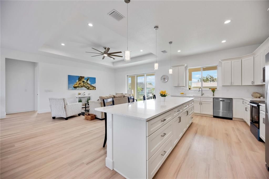 En Venta: $375,000 (3 camas, 2 baños, 1689 Pies cuadrados)