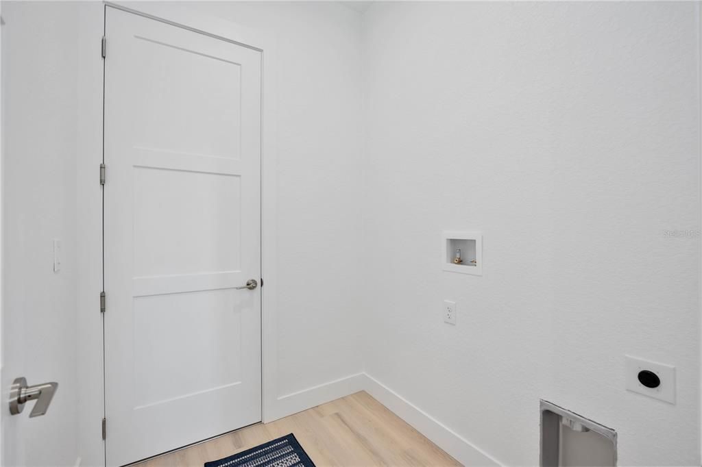 En Venta: $375,000 (3 camas, 2 baños, 1689 Pies cuadrados)