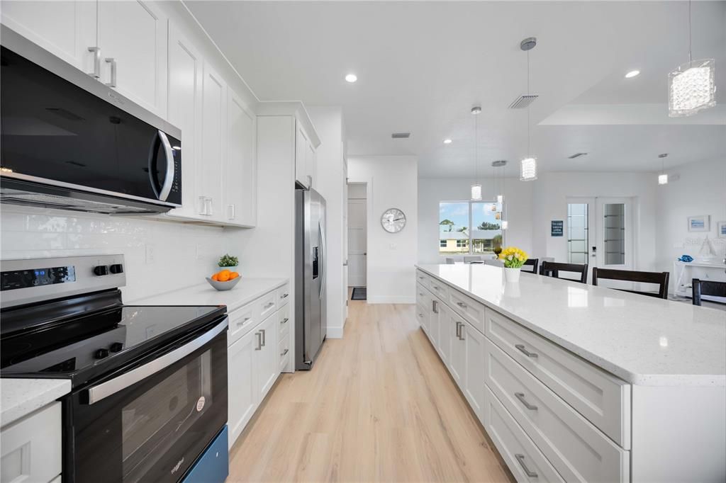 En Venta: $375,000 (3 camas, 2 baños, 1689 Pies cuadrados)