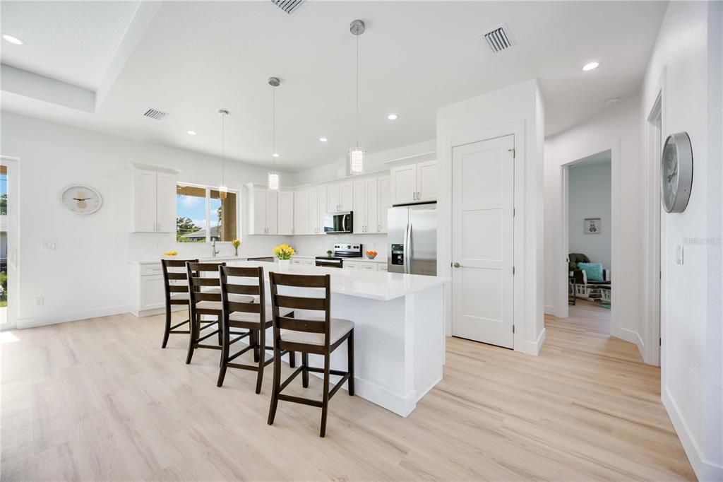 En Venta: $375,000 (3 camas, 2 baños, 1689 Pies cuadrados)