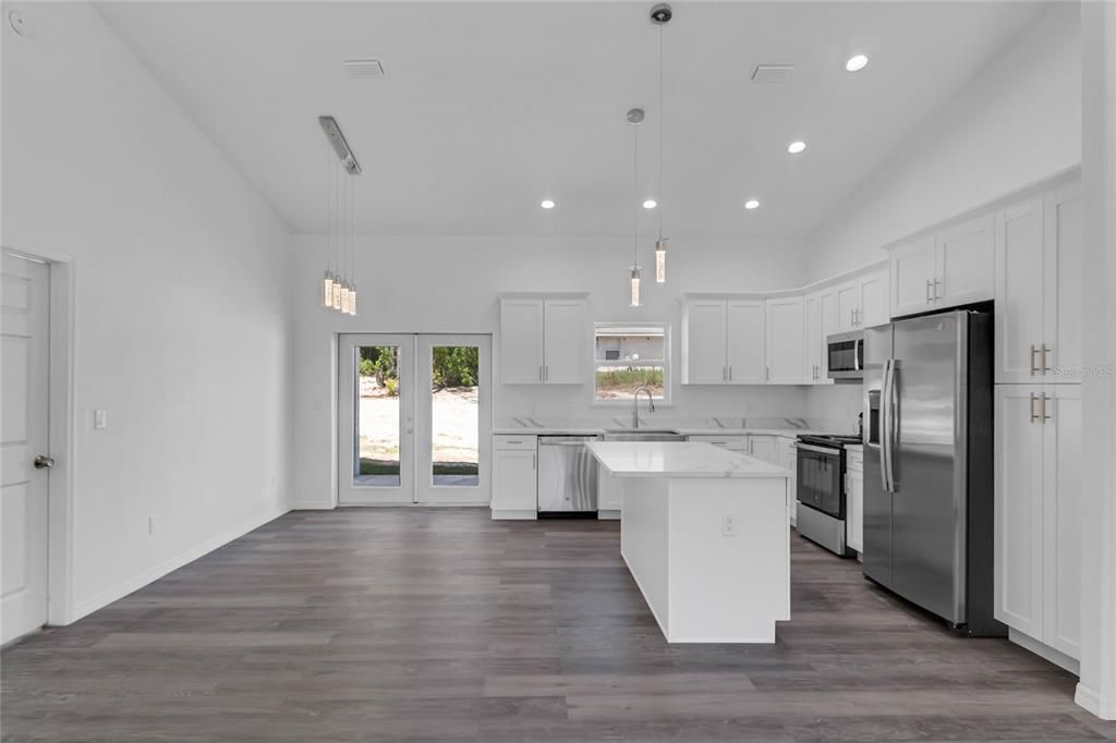 出租: $1,850 (3 贝兹, 2 浴室, 1430 平方英尺)