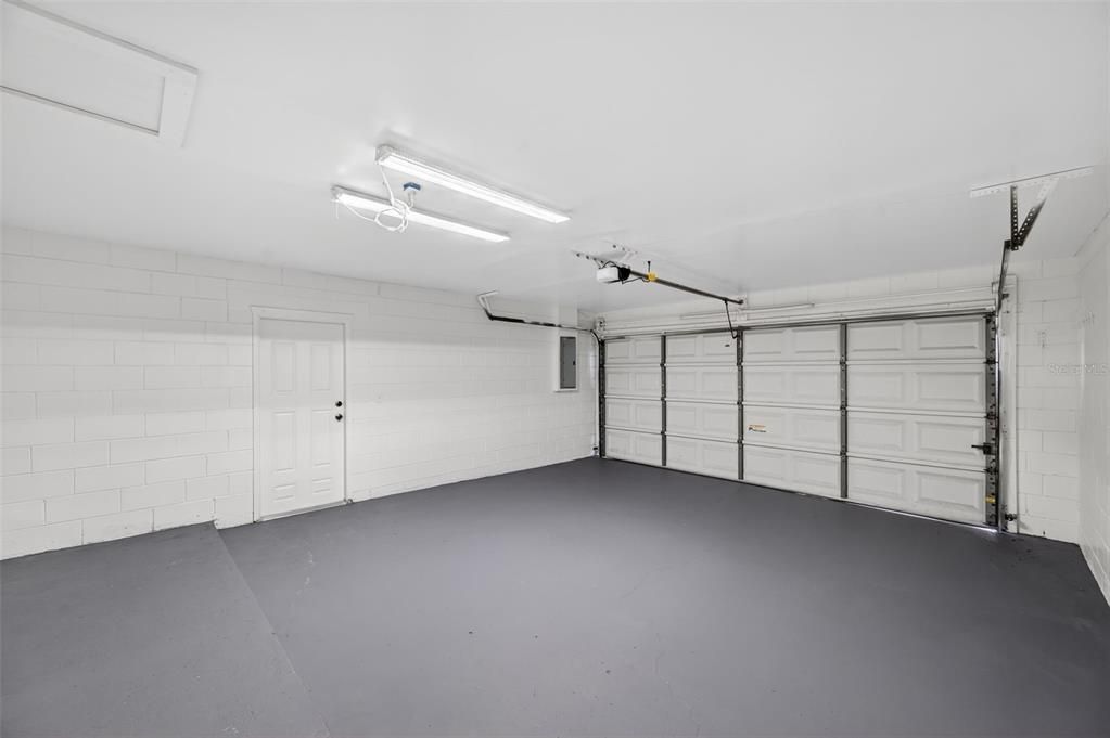 На продажу: $350,000 (3 спален, 2 ванн, 1230 Квадратных фут)