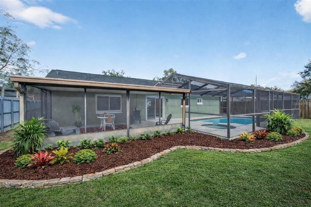 На продажу: $350,000 (3 спален, 2 ванн, 1230 Квадратных фут)