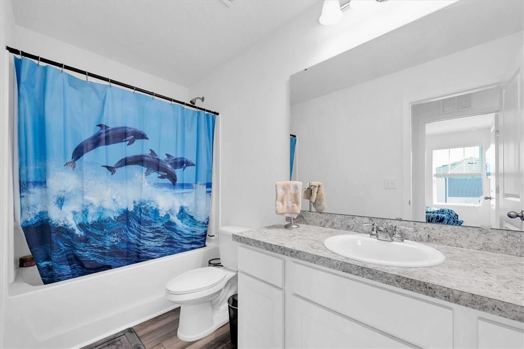 En Venta: $339,000 (3 camas, 2 baños, 1421 Pies cuadrados)