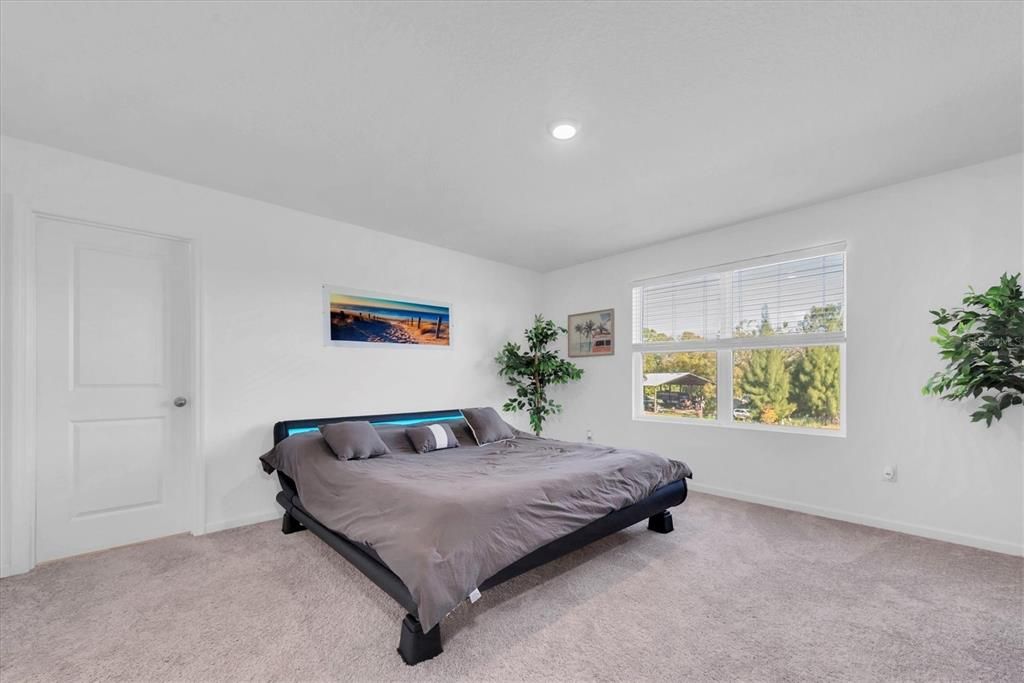 En Venta: $339,000 (3 camas, 2 baños, 1421 Pies cuadrados)