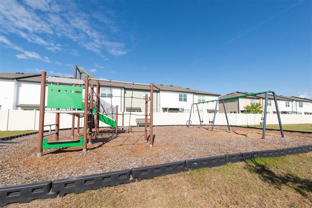 En Venta: $339,000 (3 camas, 2 baños, 1421 Pies cuadrados)