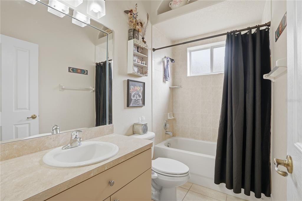 待售: $339,000 (3 贝兹, 2 浴室, 2029 平方英尺)