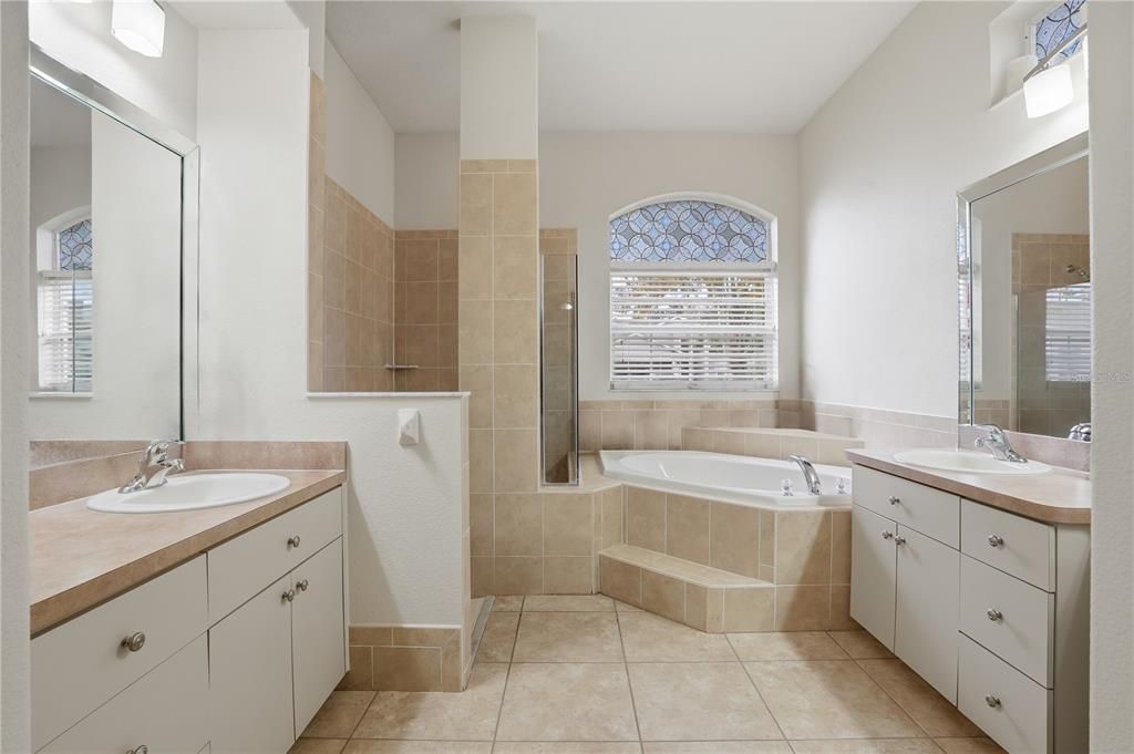 待售: $339,000 (3 贝兹, 2 浴室, 2029 平方英尺)