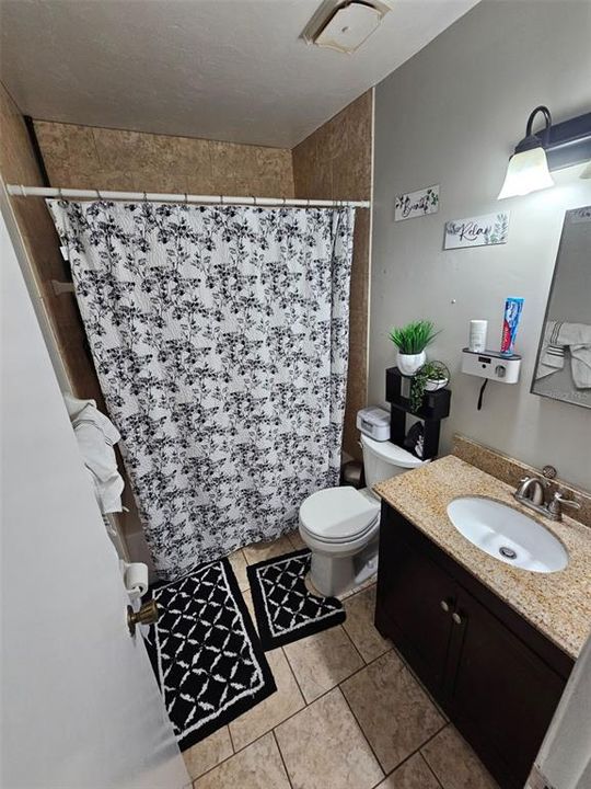 En Renta: $1,415 (2 camas, 1 baños, 1000 Pies cuadrados)