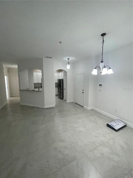 出租: $1,800 (3 贝兹, 2 浴室, 1433 平方英尺)