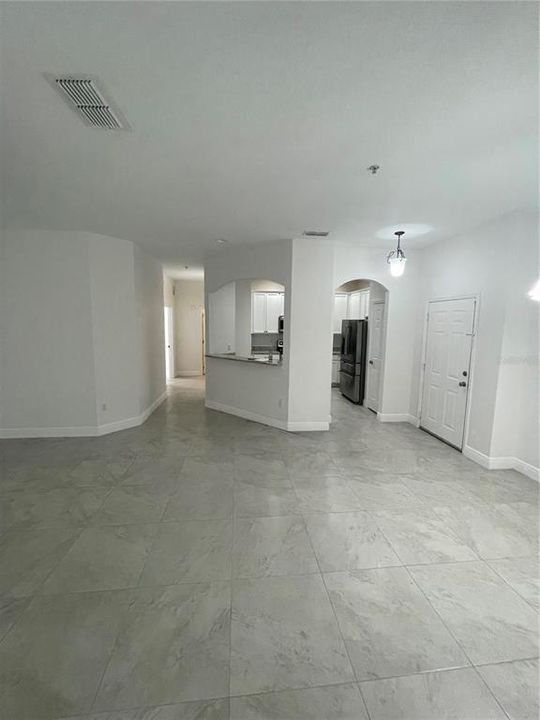 出租: $1,800 (3 贝兹, 2 浴室, 1433 平方英尺)