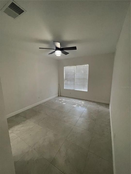 出租: $1,800 (3 贝兹, 2 浴室, 1433 平方英尺)