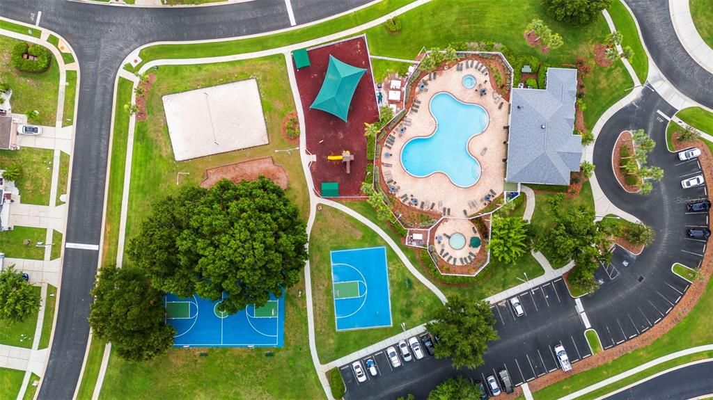 For Sale: $455,000 (6 beds, 3 baths, 2998 Square Feet)